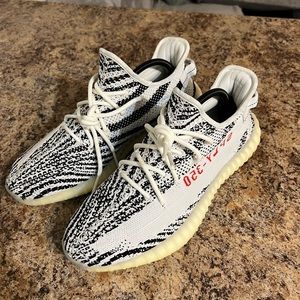Yeezy 350 Zebra size 12 *worn a few times in GREAT shape* (will ship right away)